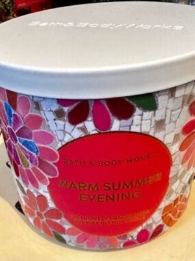 Bath & Body Works Warm Summer Evening Scented 3-Wick Candle